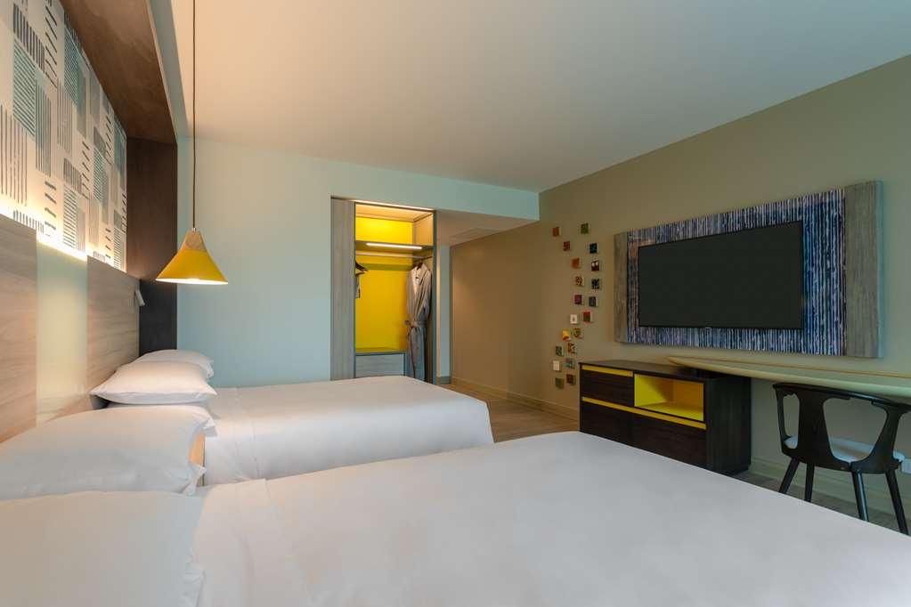 Hyatt Centric San Salvador Hotel Стая снимка